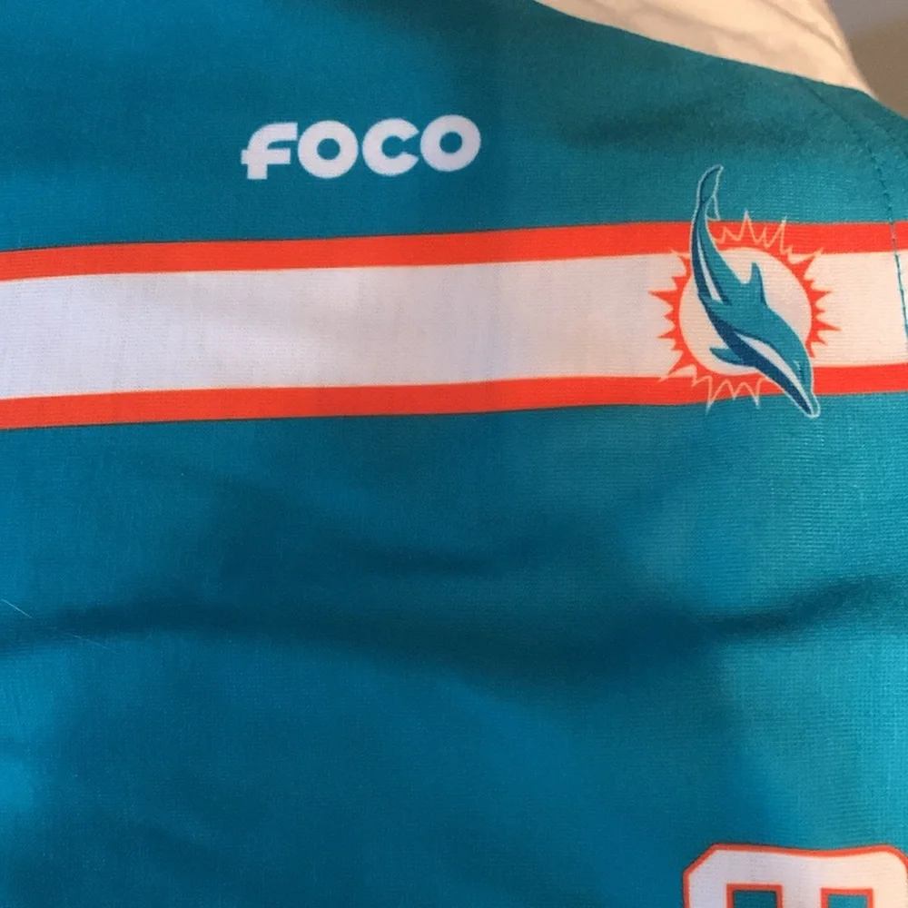 Miami Dolphins neck gator, new in package